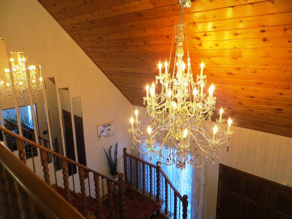 Wild Rose Bed & Breakfast Saskatoon Exterior photo